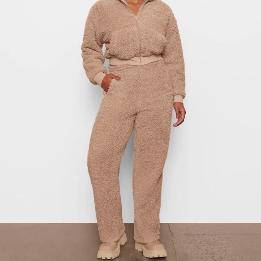 NWT‎ Skims Teddy Track Pants Womens in Tigers Eye XL Cozycore Streetwear Lounge